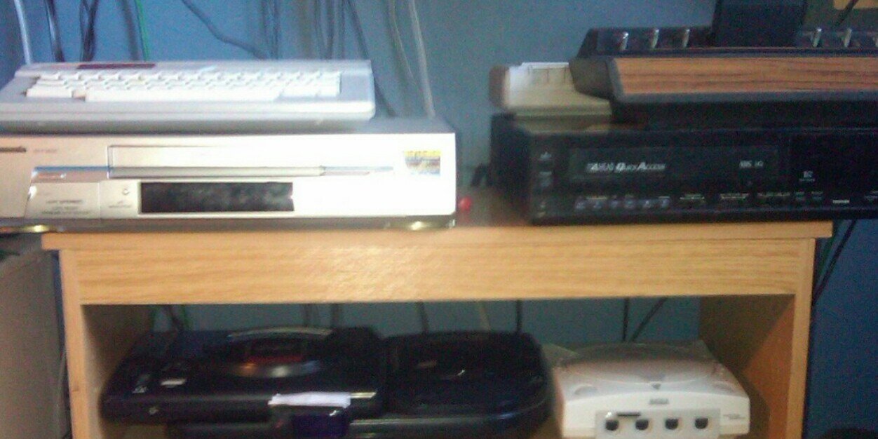 mrretronerd's profile banner image
