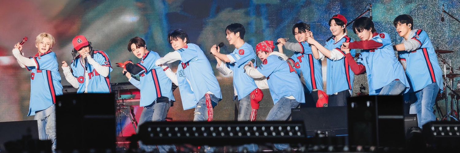 「FLASH📸」 vane✧⁠*⁠。 banner