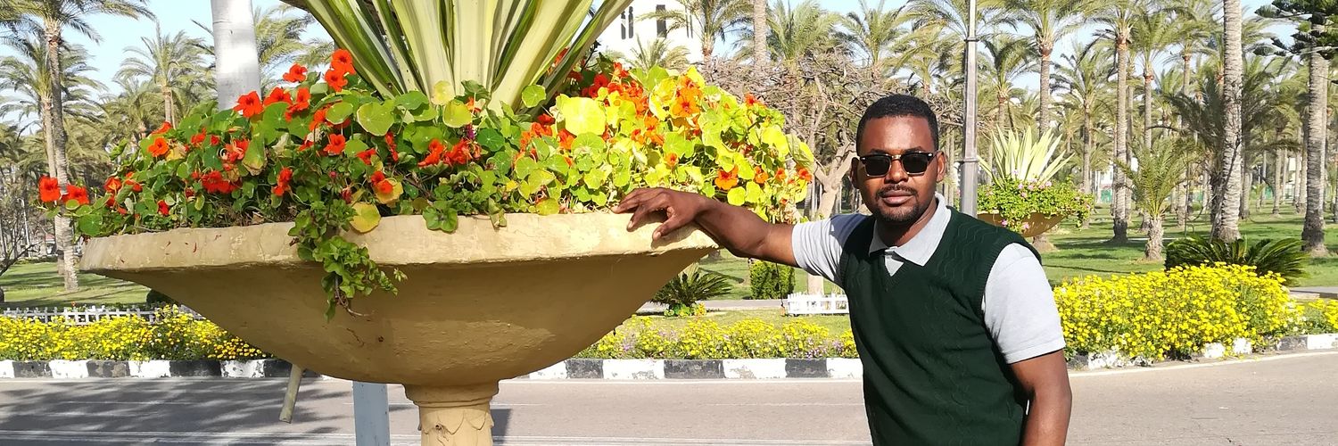 amgadosman's profile banner image