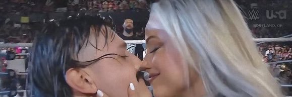 LIVDOM21xoxo's profile banner image
