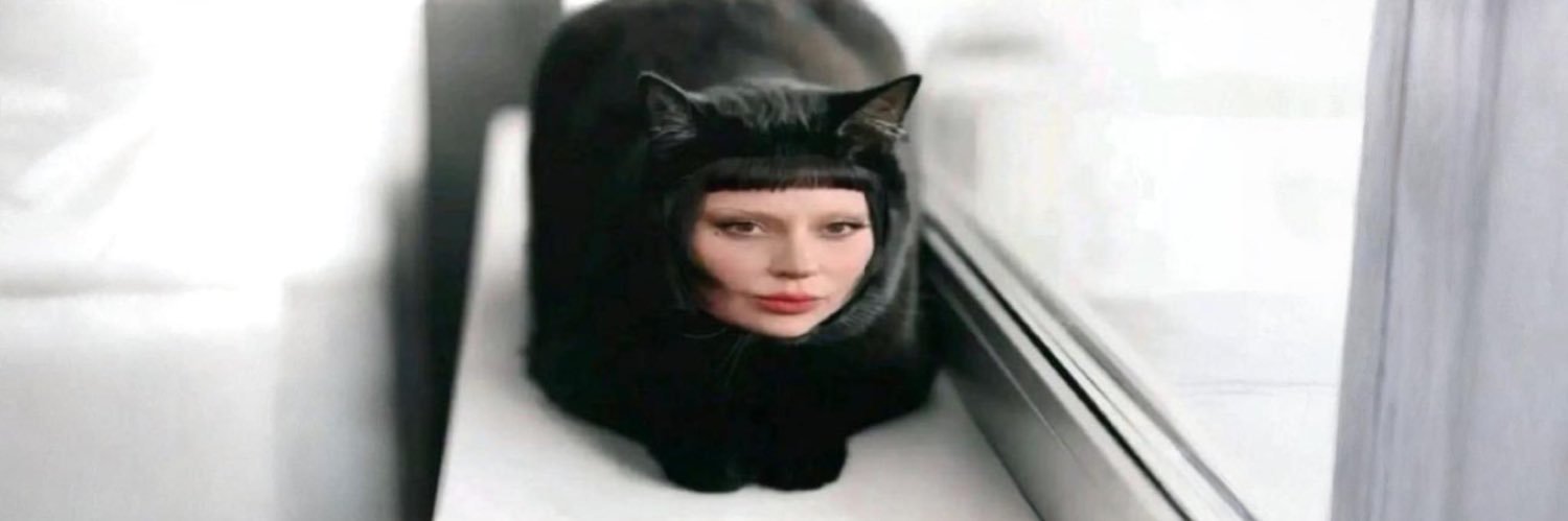 M Ɐ Y H E M banner