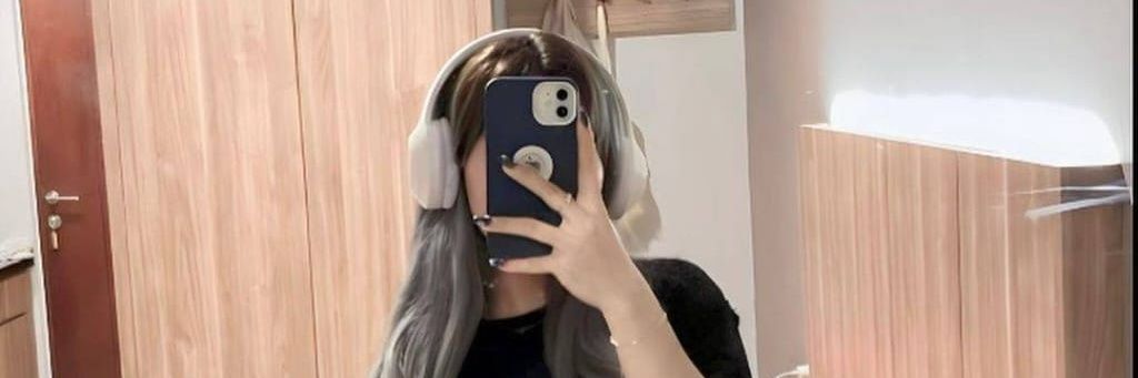 Jennydetogel's profile banner image