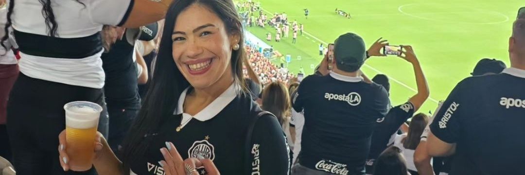 Kari Flores B. banner