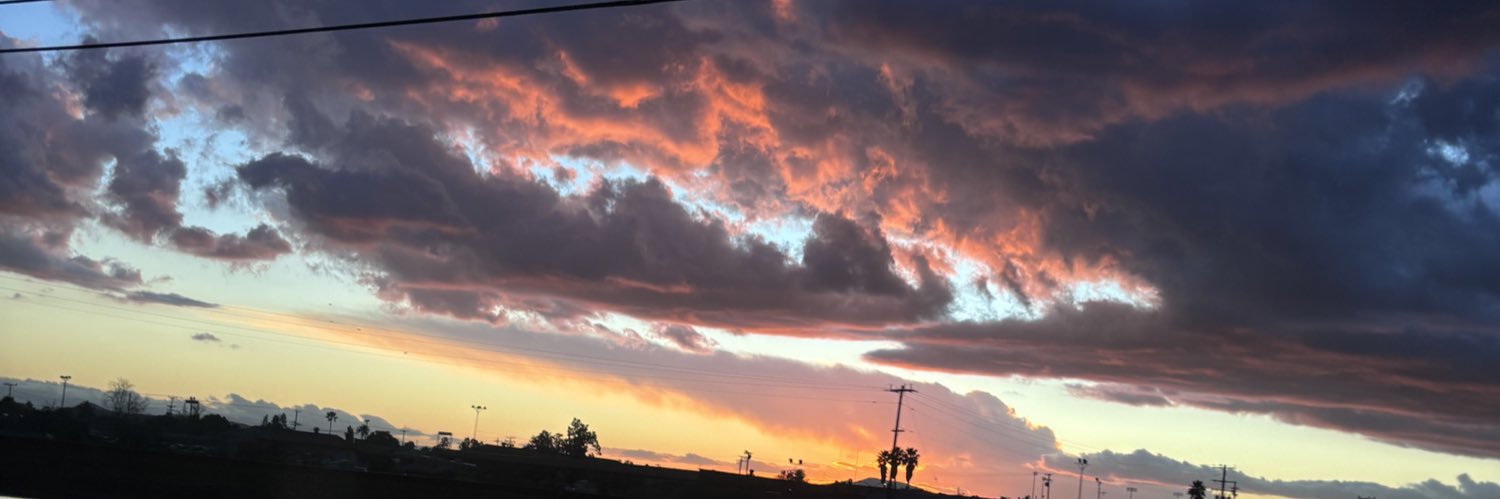 melanieexrios's profile banner image