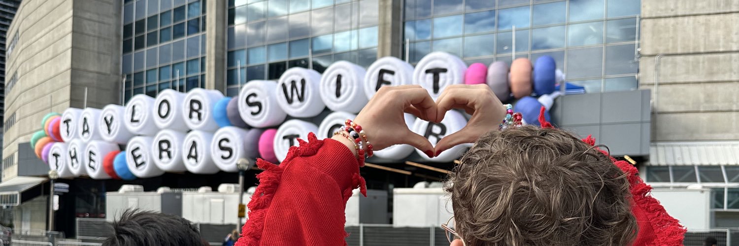 swiftlyoli's profile banner image