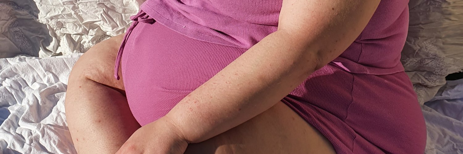 ChubbyReneeEats's profile banner image