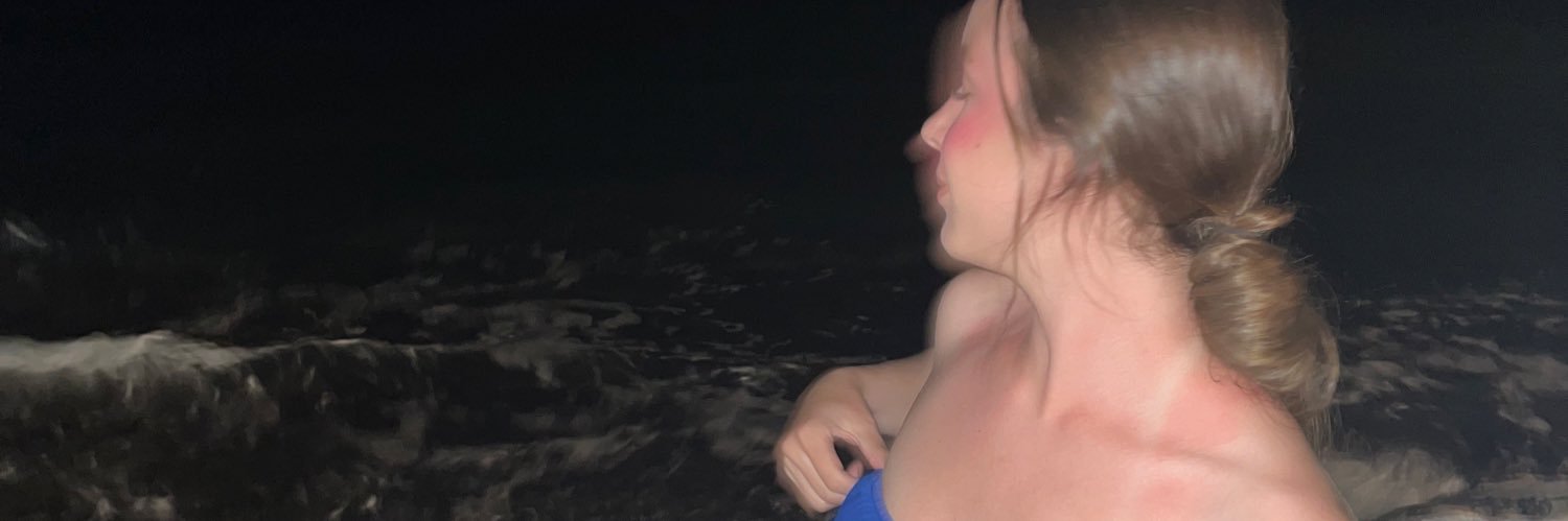 laauraarribass's profile banner image