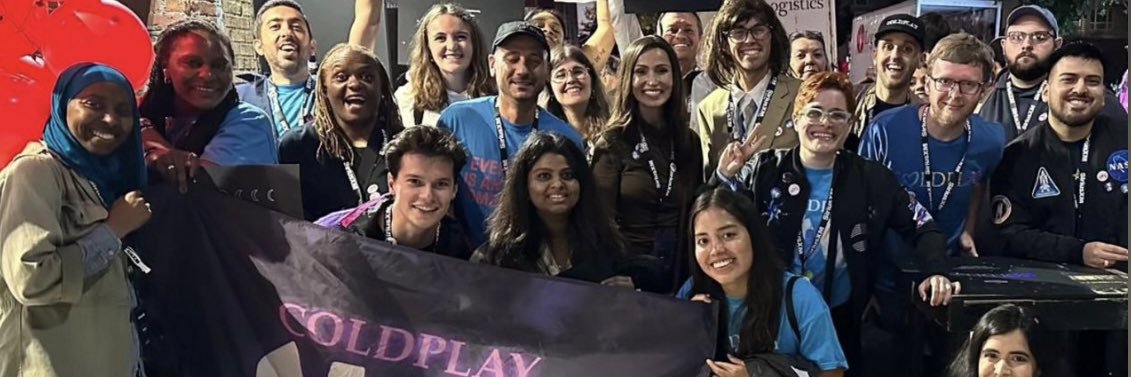 Dom 🏳️‍🌈🍓🪐🌙☀️🧑‍🚀 🌷's banner