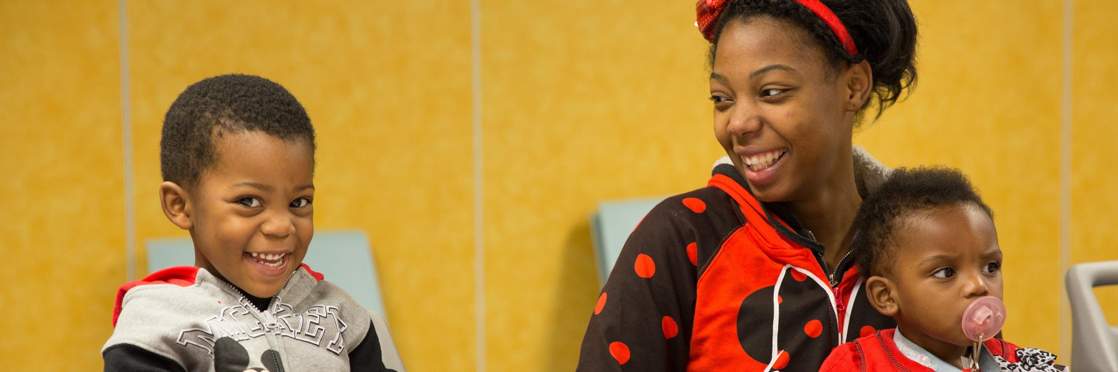 newmomschicago's profile banner image