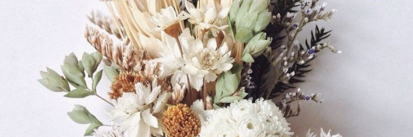 vanessaraye_'s profile banner image