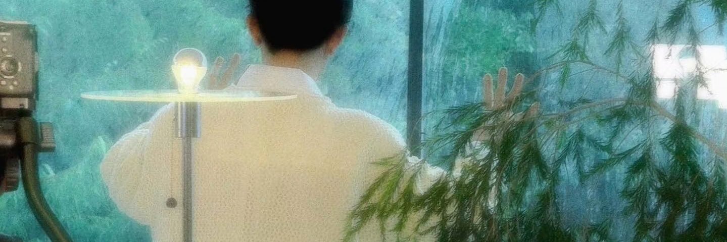 𝙃𝙤𝙬𝙨𝙙𝙖𝙮 banner