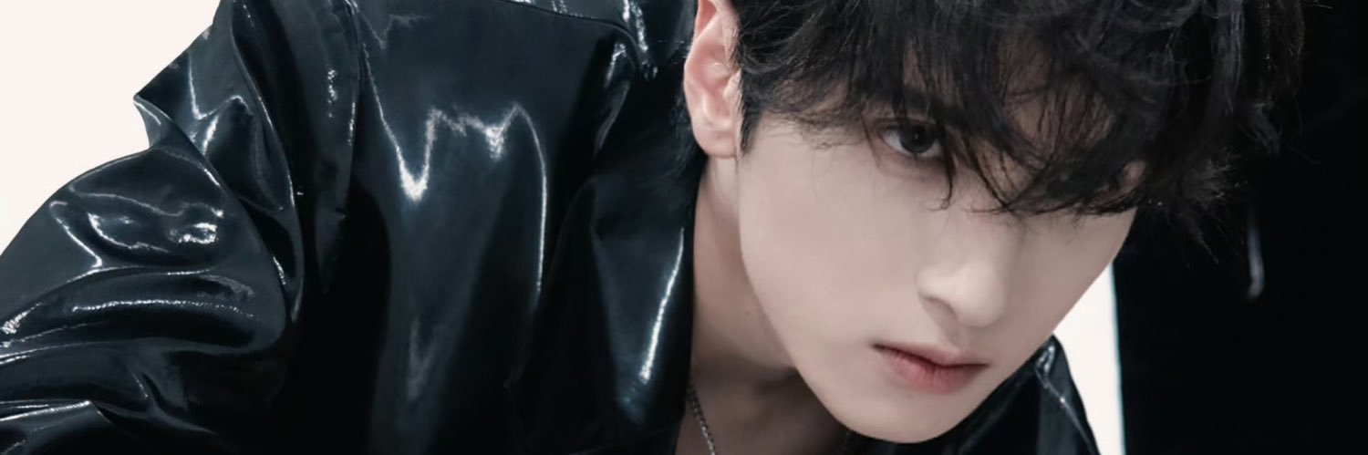 ChiDe28372's profile banner image
