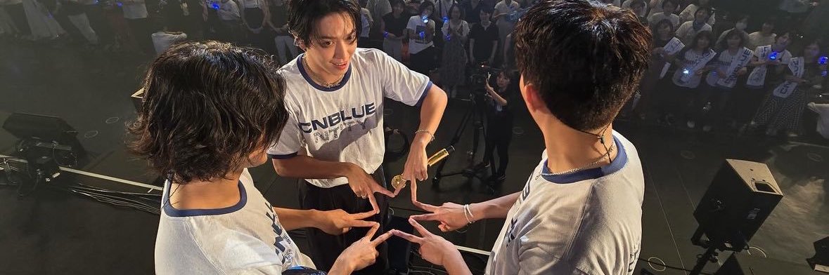 MoonCNLove's profile banner image