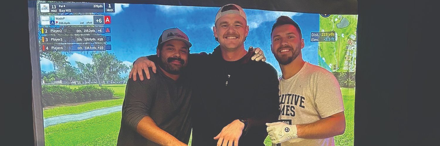 SCRATCH INDOOR GOLF banner