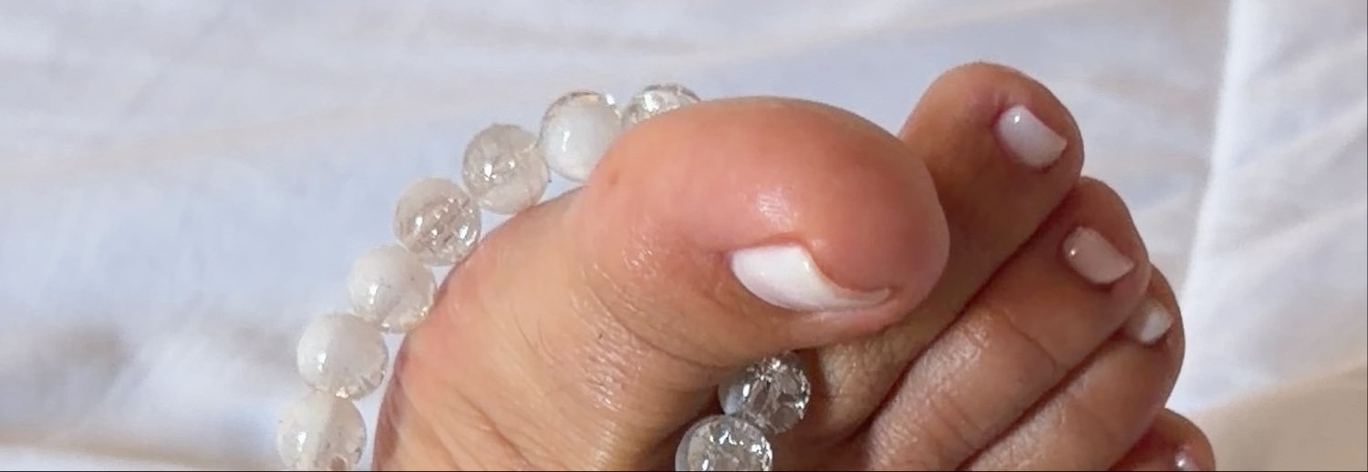 muybonitofeet's profile banner image