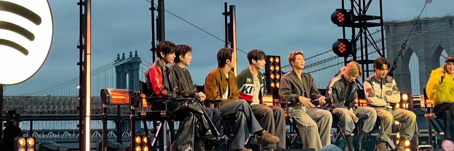 0t7Mar's profile banner image