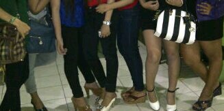 Yana sange Less banner