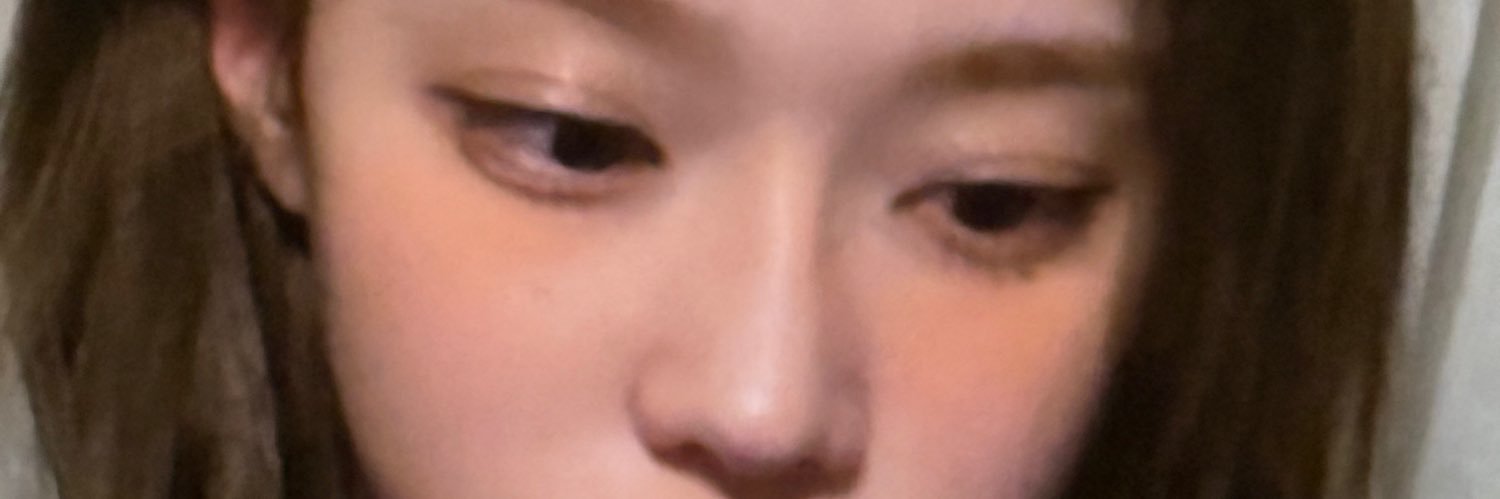 LLLW4kh's profile banner image
