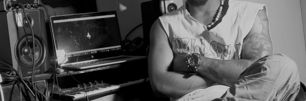 eva_padlock__'s profile banner image