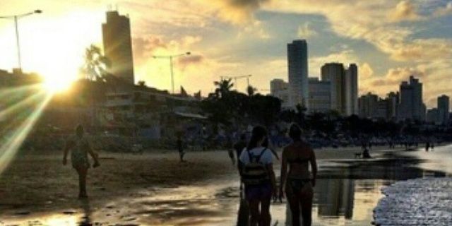 lauracleite's profile banner image