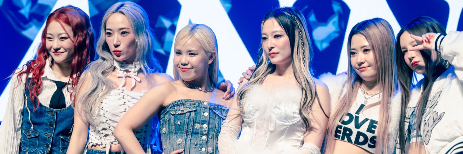 arainyves's profile banner image