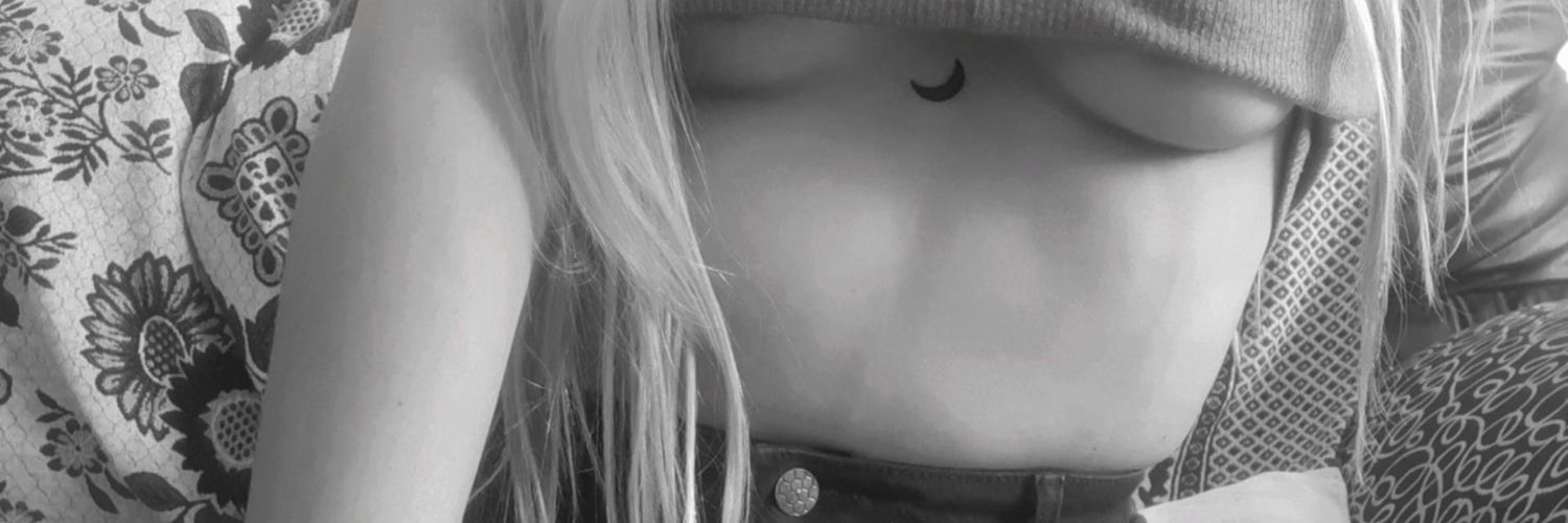 Micaaexner's profile banner image