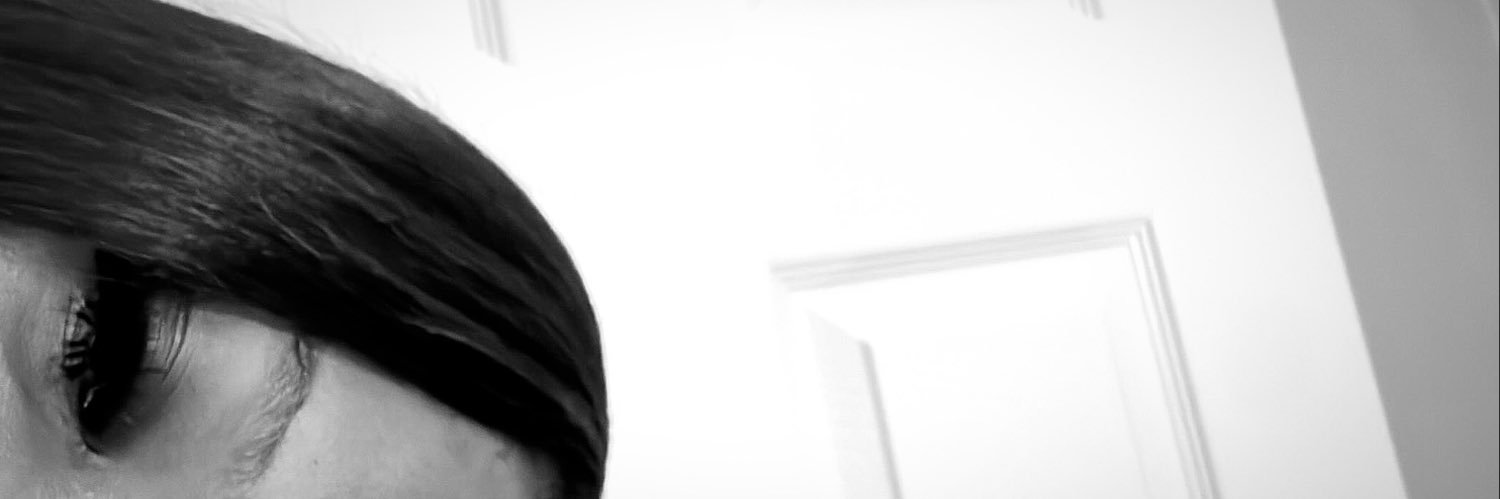 shae banner