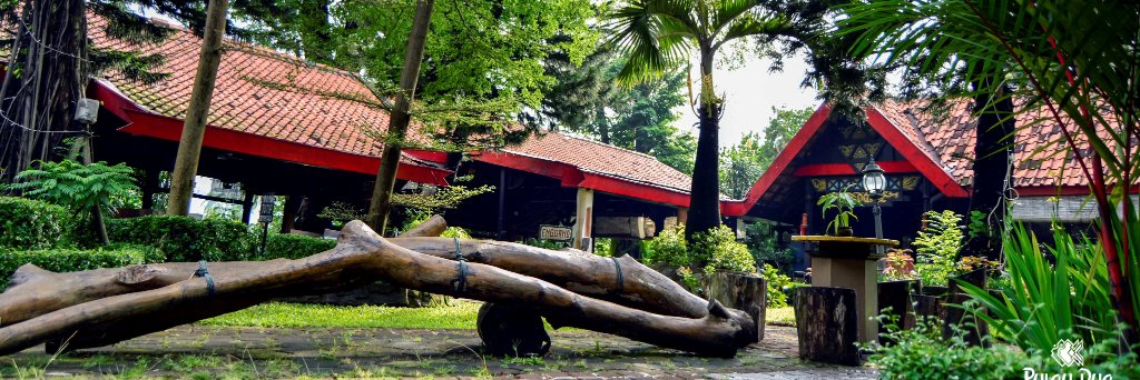 Pulau Dua Resto banner