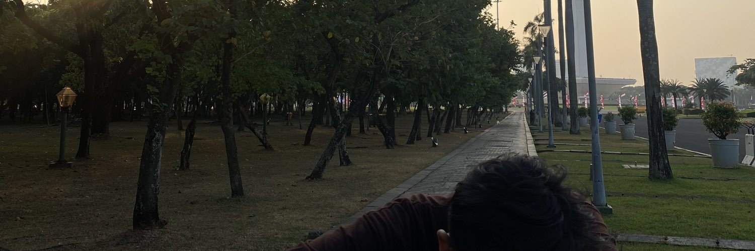 deebb💋🤍✨ banner