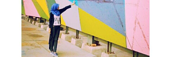 arinitrieputri's profile banner image