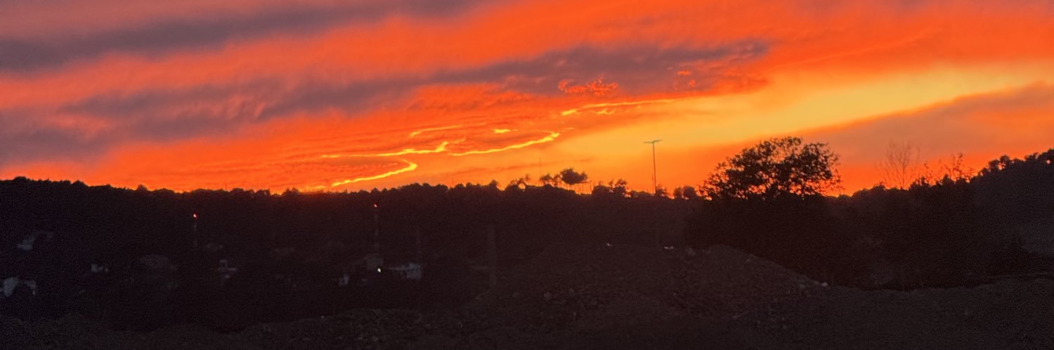 smhmkhthr's profile banner image