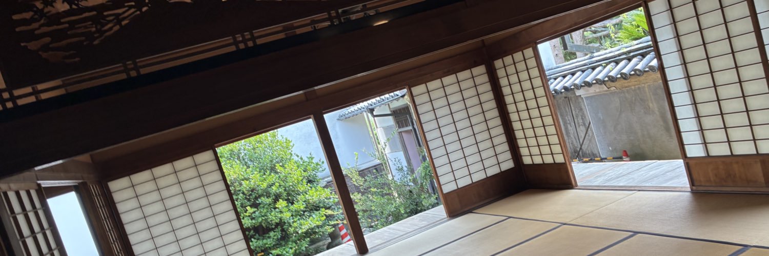 東 慧 banner