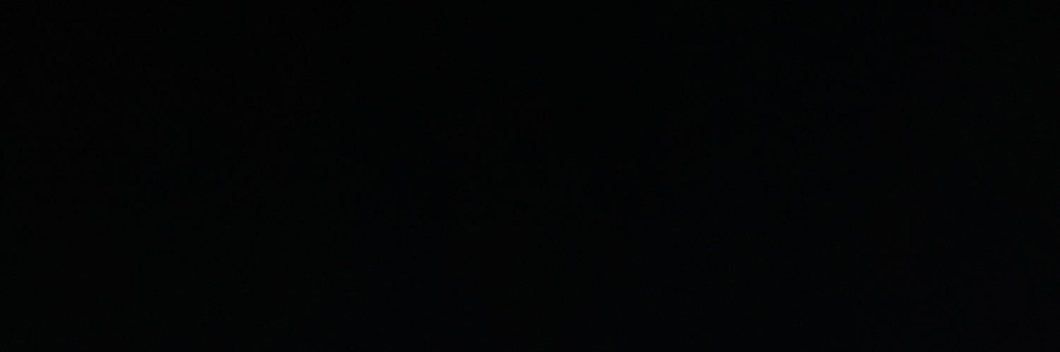 r3l3's profile banner image