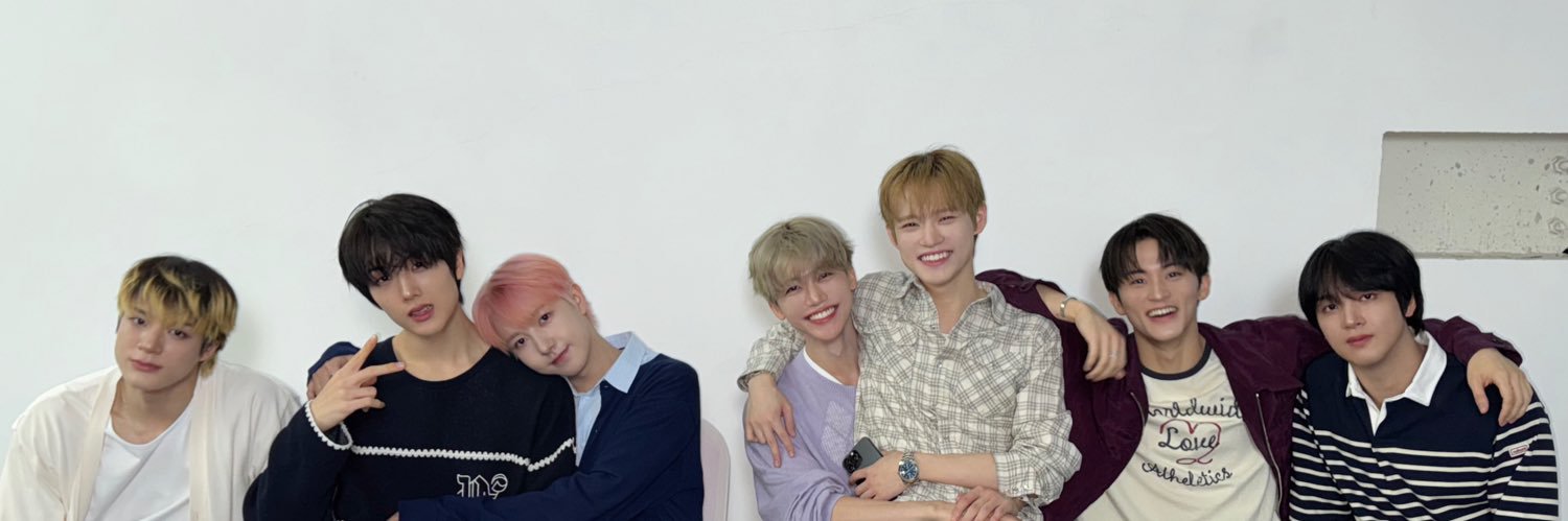 Fleetingrainbow's profile banner image