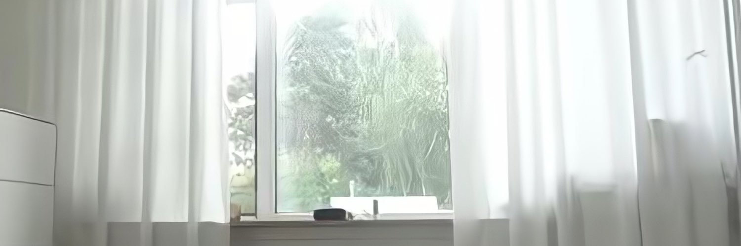 Still banner