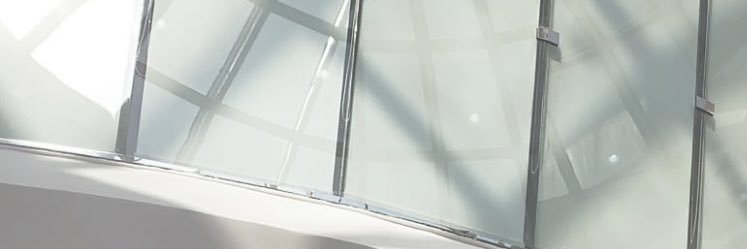 // banner