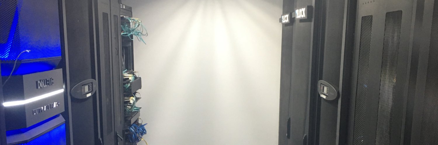 init_10's profile banner image