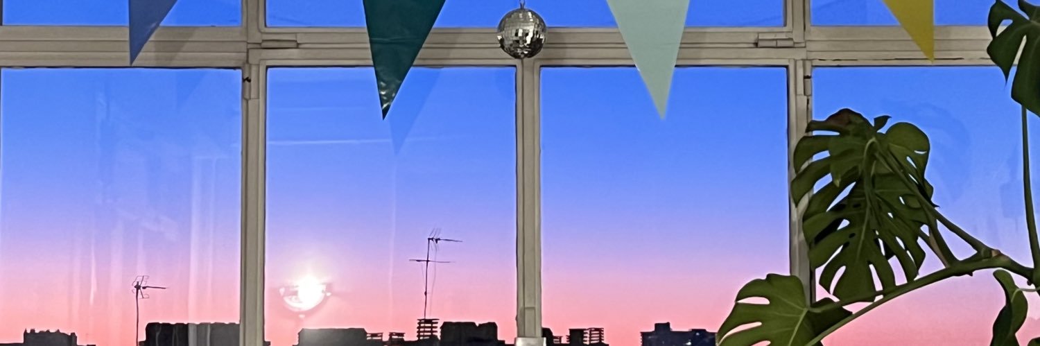 adishoutz's profile banner image