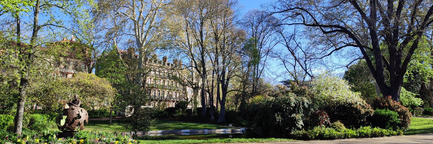 Simon de Pompignac banner