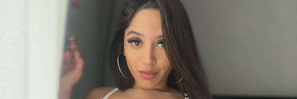 PaulaRadiantx's profile banner image