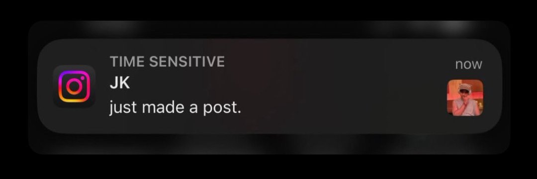 loveskku's profile banner image