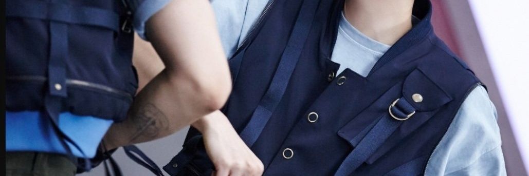 แบคสะดิ้ง หญิงยังอาย banner