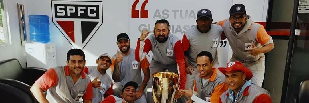 _carloshln's profile banner image