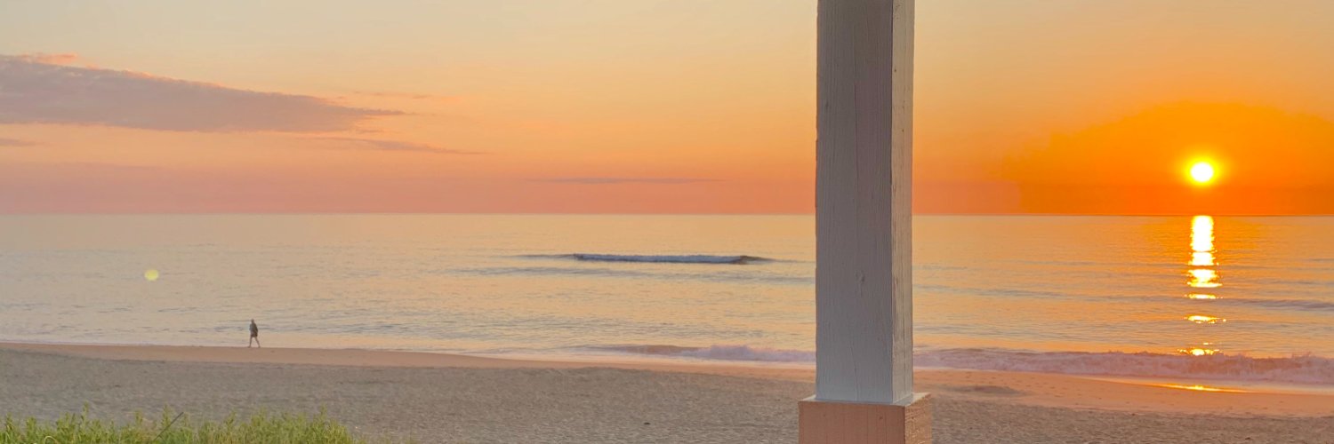 CelebExperts's profile banner image