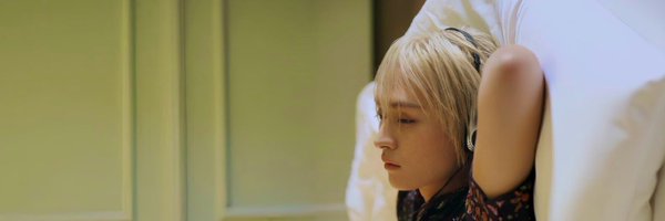 linouture Profile Banner