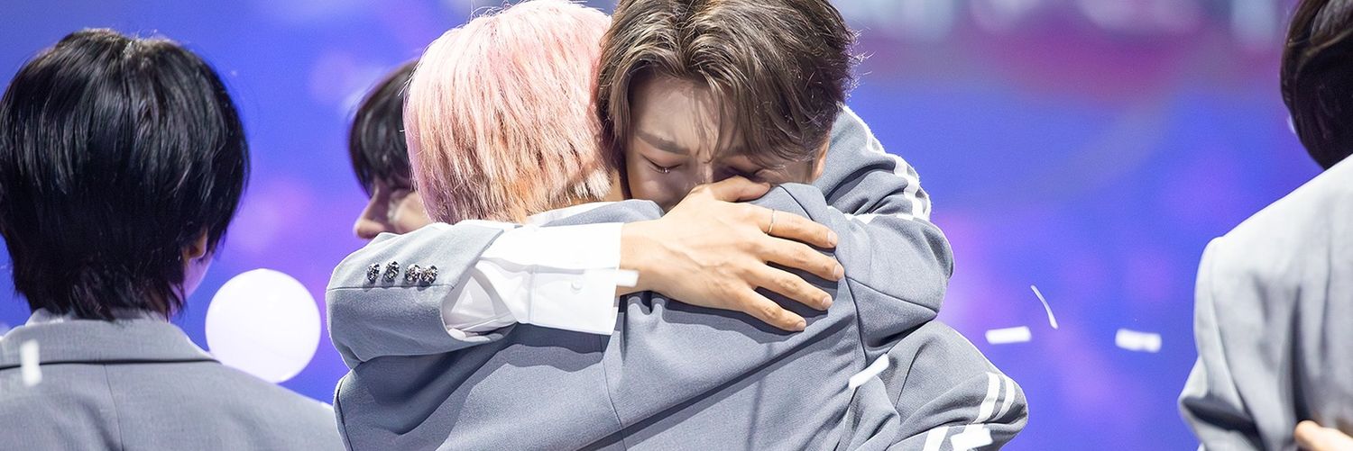 jaylly ☔️🌅 banner