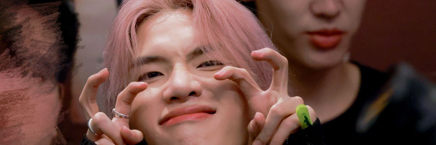 𝓛𝙪(𝙈𝙄𝙉)𝓪𝓻𝔂✨🐱 banner