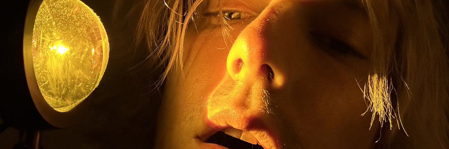 d_wensits's profile banner image