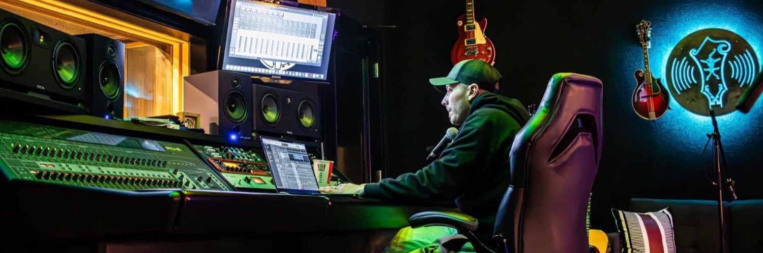 mattmunsey's profile banner image