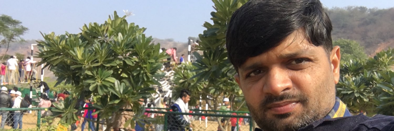 1478varun's profile banner image